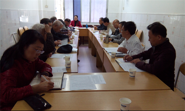 中心组学习会场.bmp